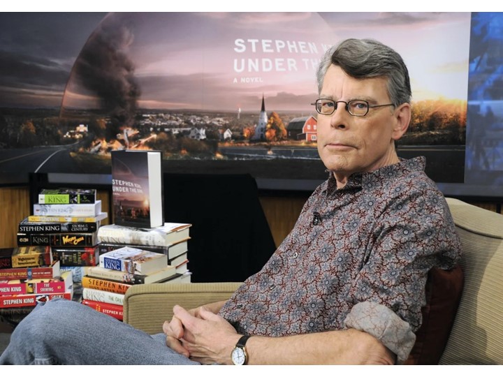 Презентация по литературе на тему "Жизнь и творчество С. Кинга" - Скачать школьные презентации PowerPoint бесплатно | Портал бесплатных презентаций school-present.com