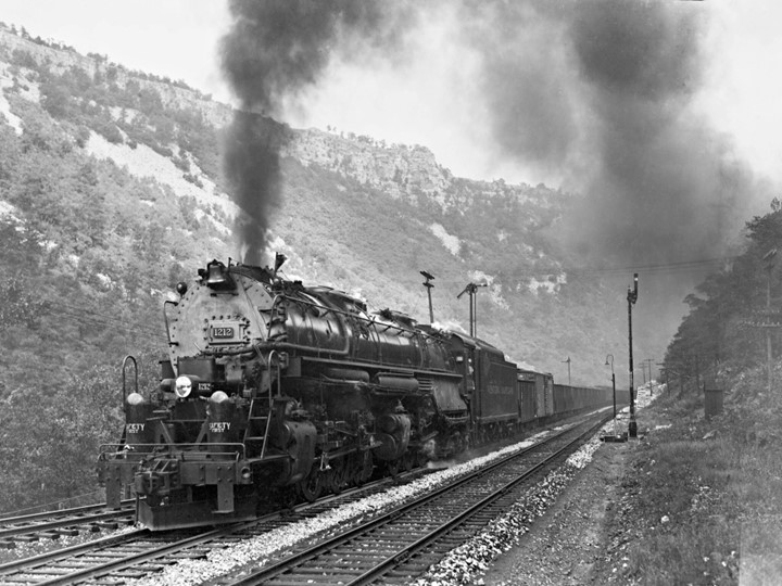 «Образ праведницы в рассказе И.А. Солженицына «Матренин двор» - Скачать школьные презентации PowerPoint бесплатно | Портал бесплатных презентаций school-present.com